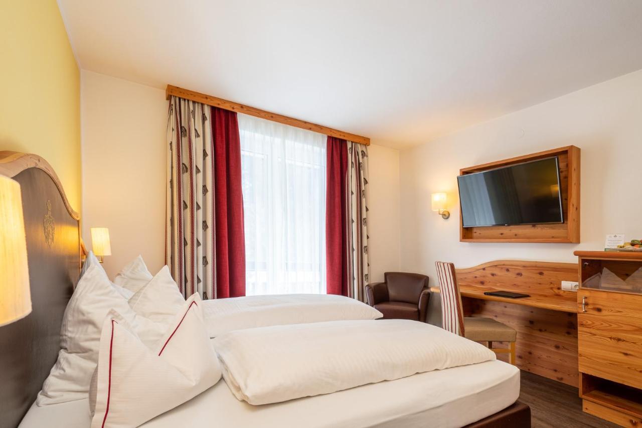 Hotel Trattlerhof Bad Kleinkirchheim Luaran gambar